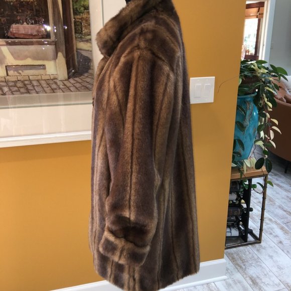 Gorgeous Cally Do REVERSIBLE Coat - Picture 4 of 13